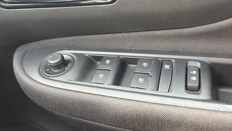 Vauxhall Mokka X 1.6i Active 5dr Petrol Hatchback